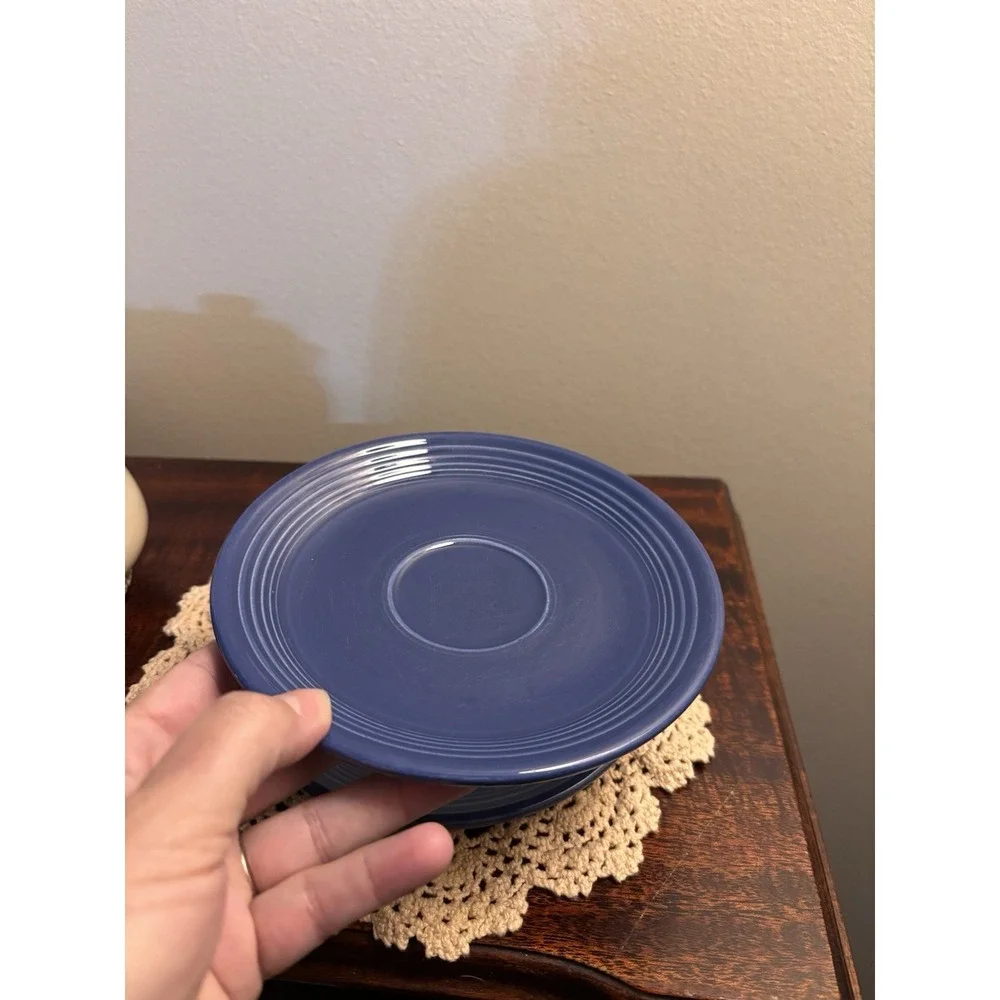 Set of 4 Fiesta Cobalt Blue Saucers Plates one vintage - Picture 8 of 13
